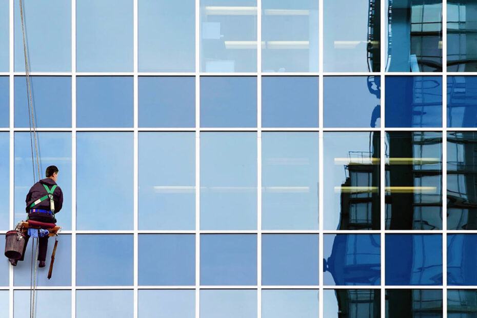 Glass restoration, Dubai hotel